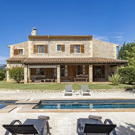 Country house Es Triquet Family