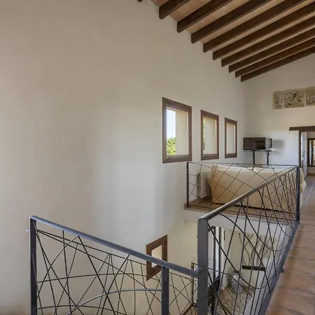 Es Triquet Family Country house *