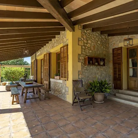 Es Triquet Family Country house *